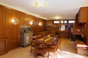 pareti attrezzate e librerie su misura 15a