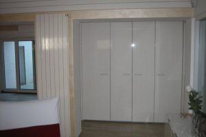 pareti attrezzate e librerie su misura 21h